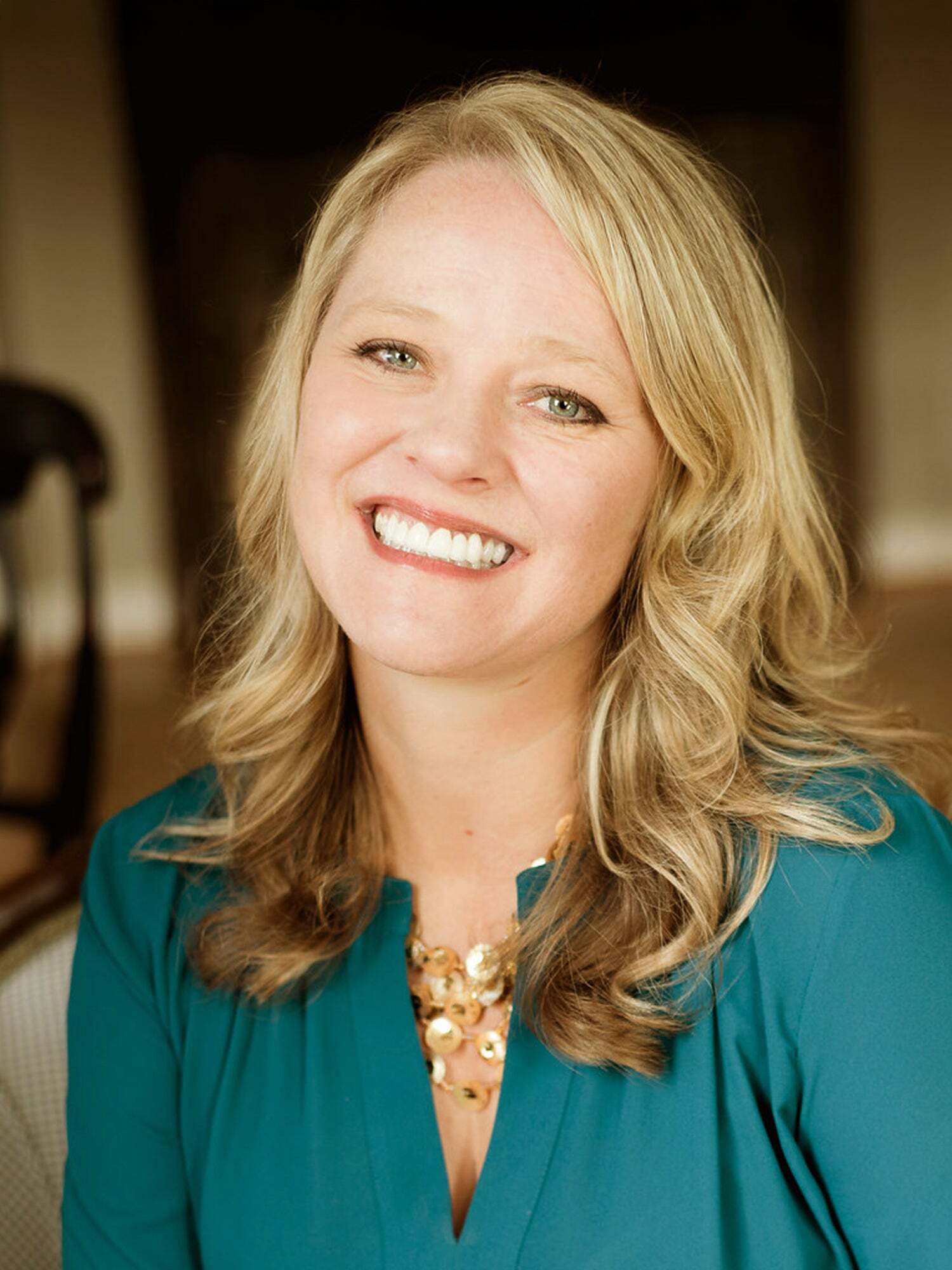 Barbara Branham Headshot