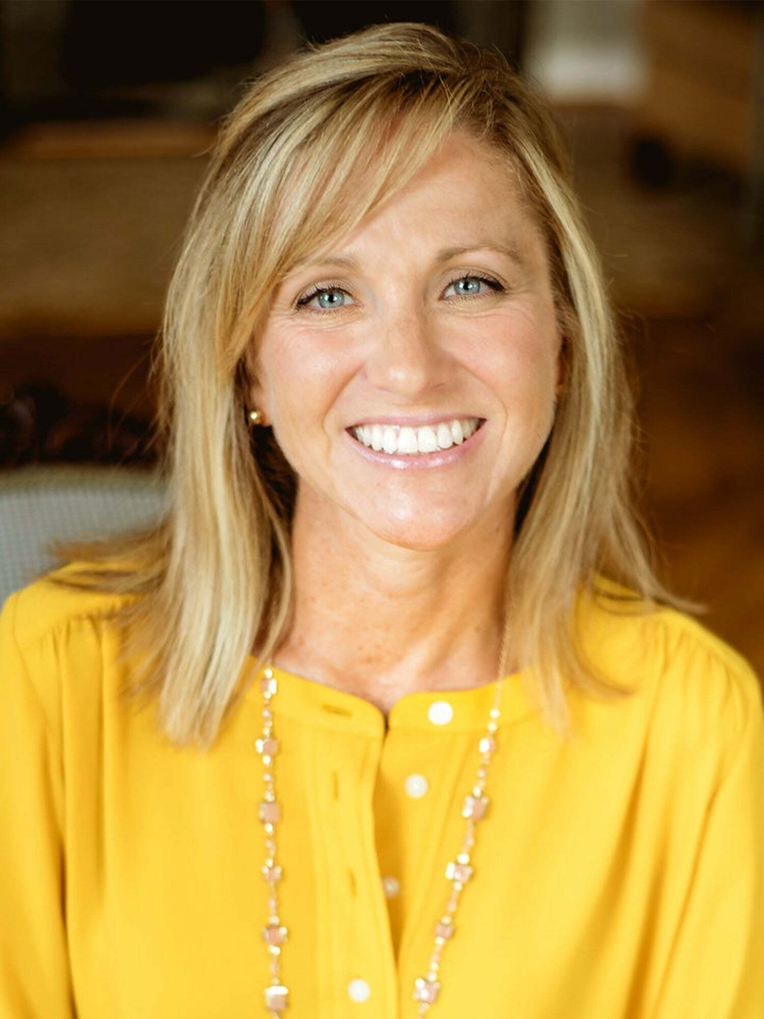 Becky Houston Headshot